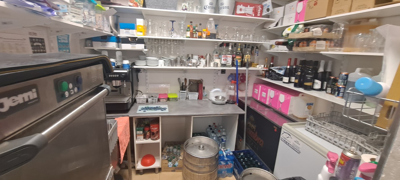 Commercial unit for sale in Villamartin, Alicante, Spain