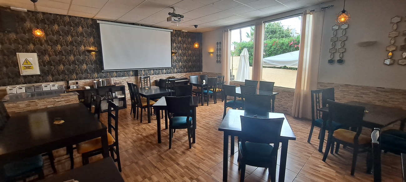 Commercial unit for sale in Villamartin, Alicante, Spain