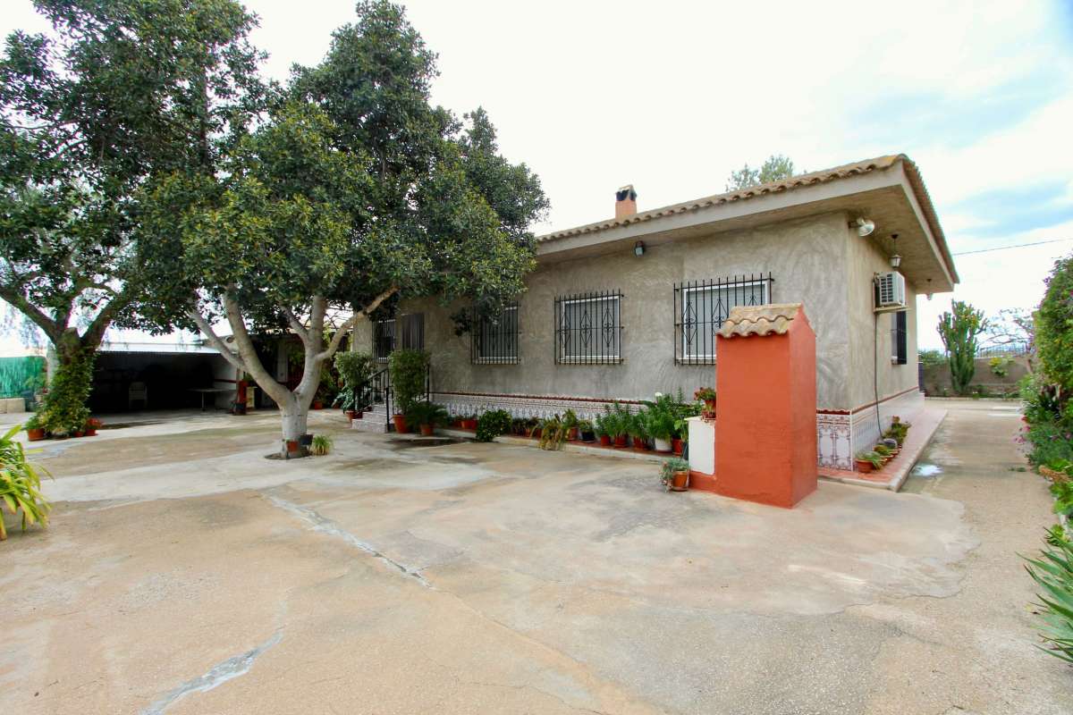 Villa en venta en Canadas De San Pedro