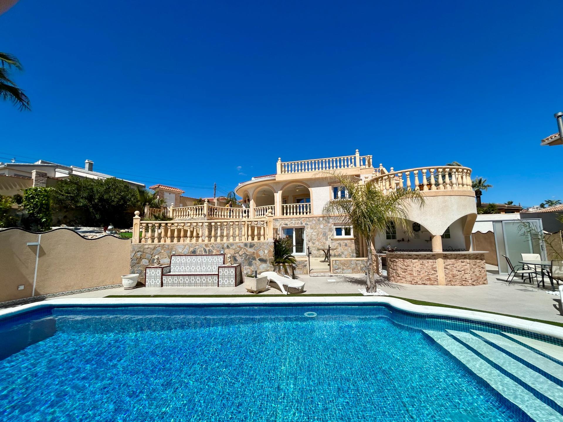 Villa for sale in Ciudad Quesada, Alicante, Spain