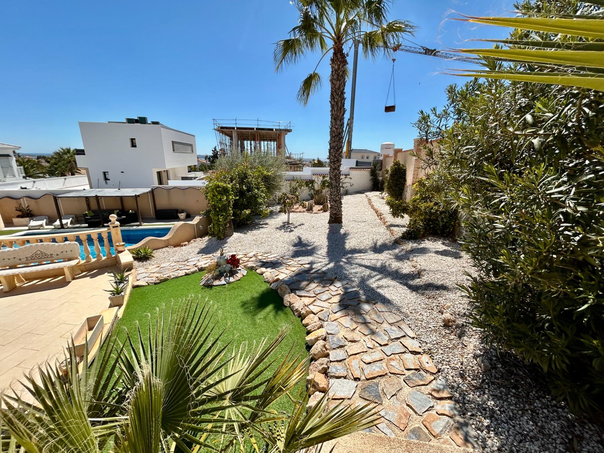 Villa for sale in Ciudad Quesada, Alicante, Spain