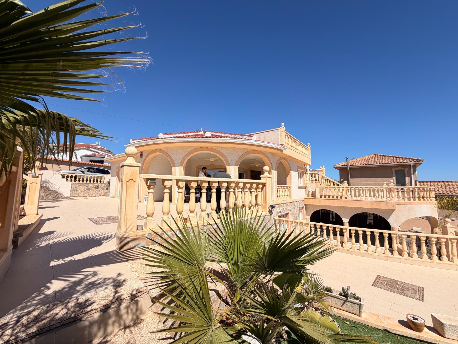 Villa for sale in Ciudad Quesada, Alicante, Spain