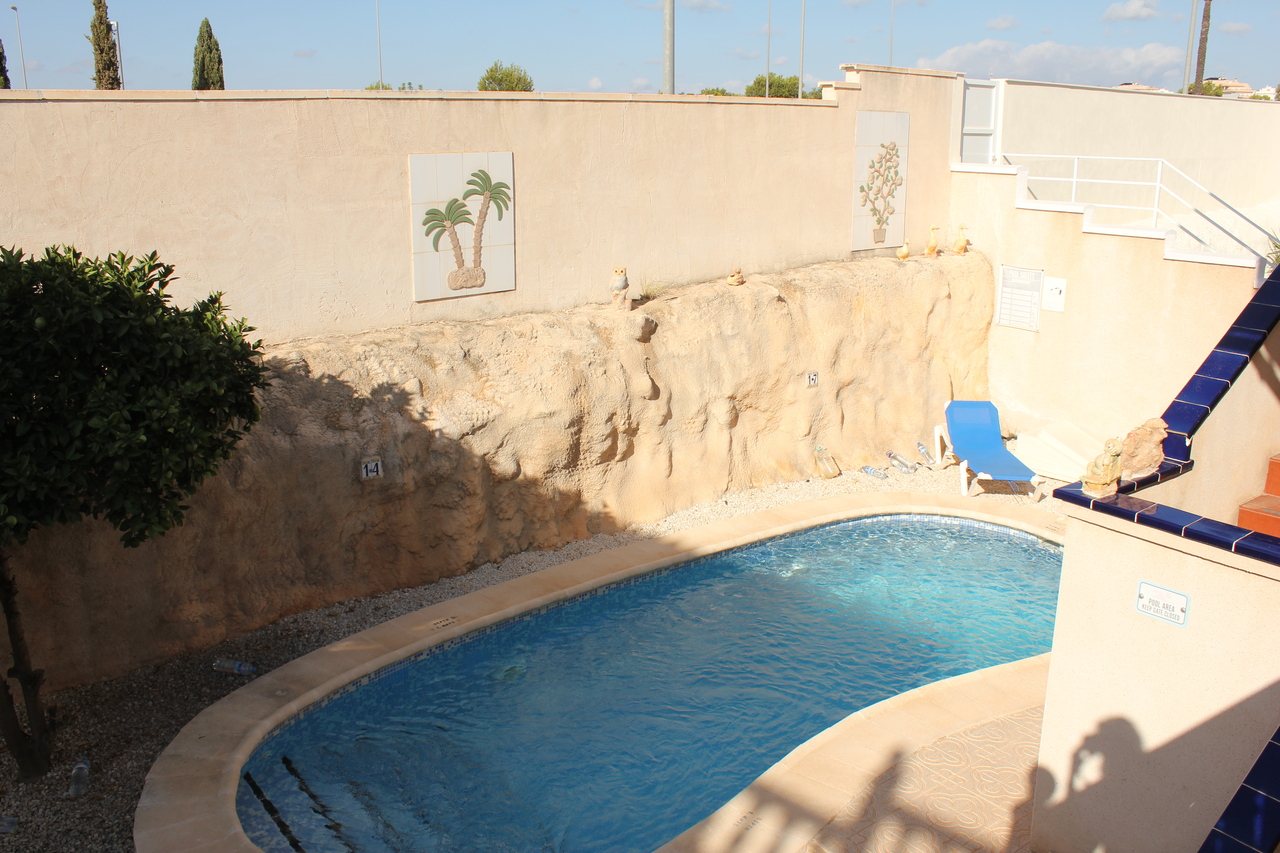 Villa en venta en La Zenia