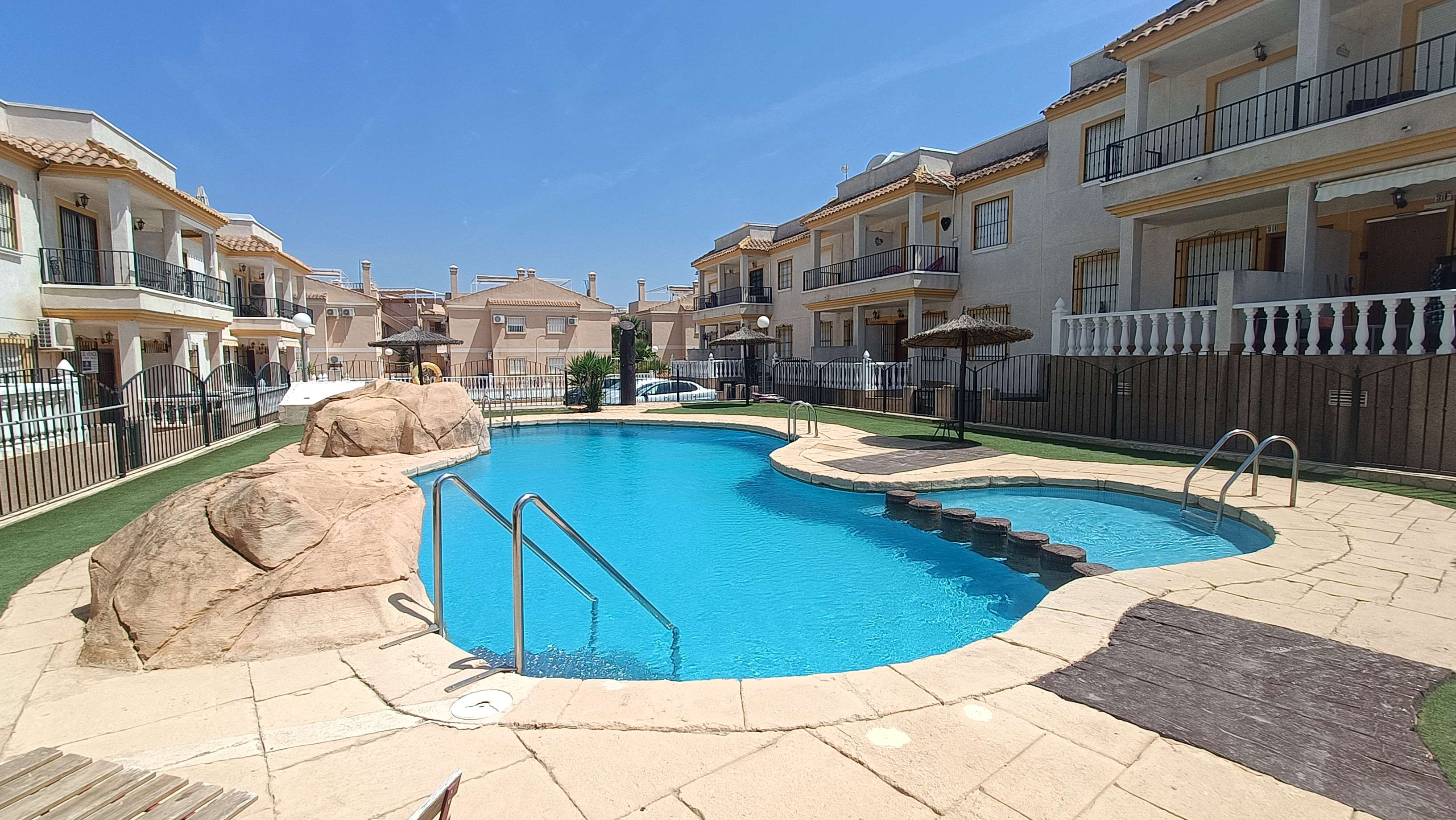 Piso en venta en Algorfa