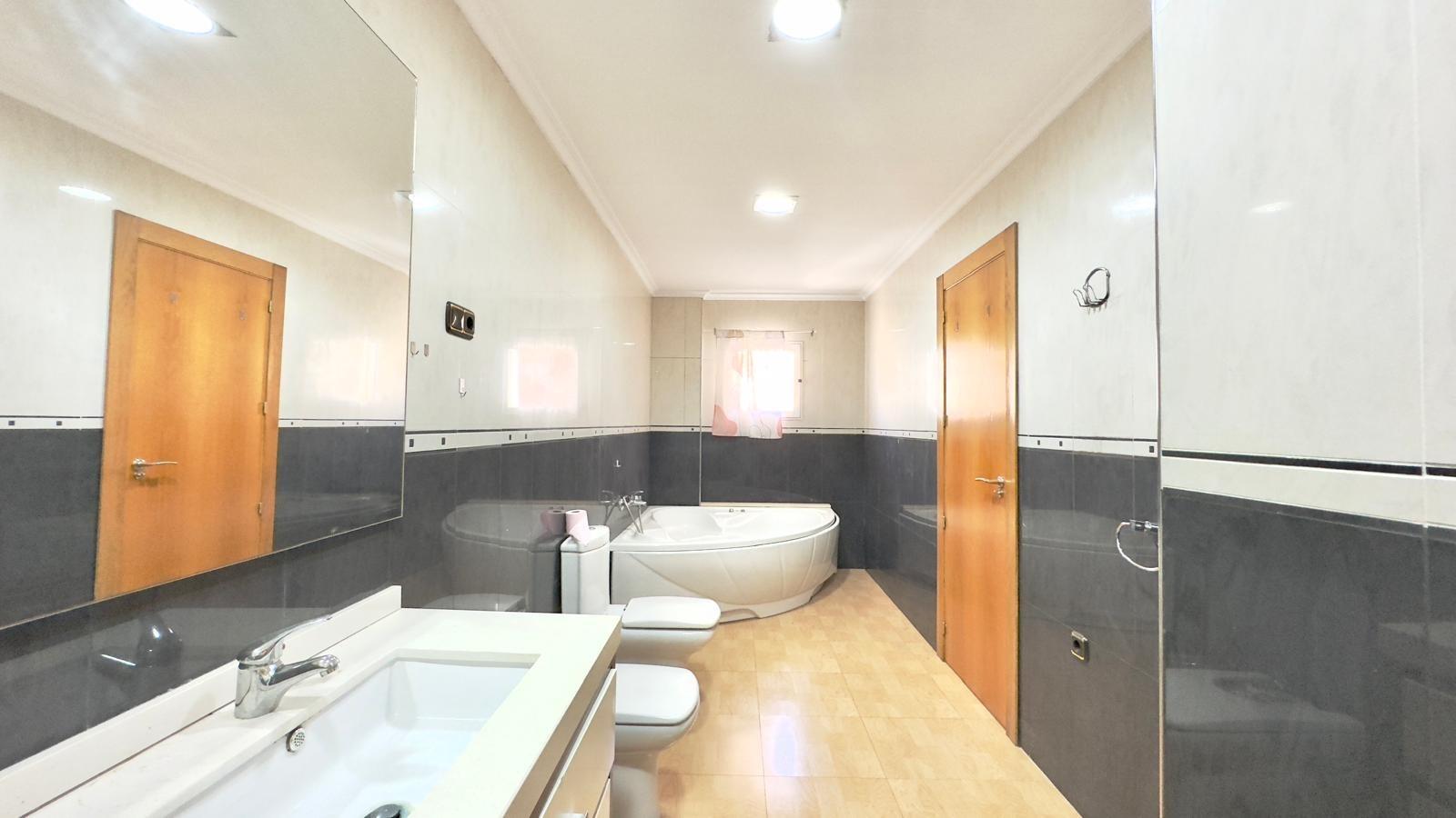 Apartment for sale in Torrevieja, Alicante, Spain