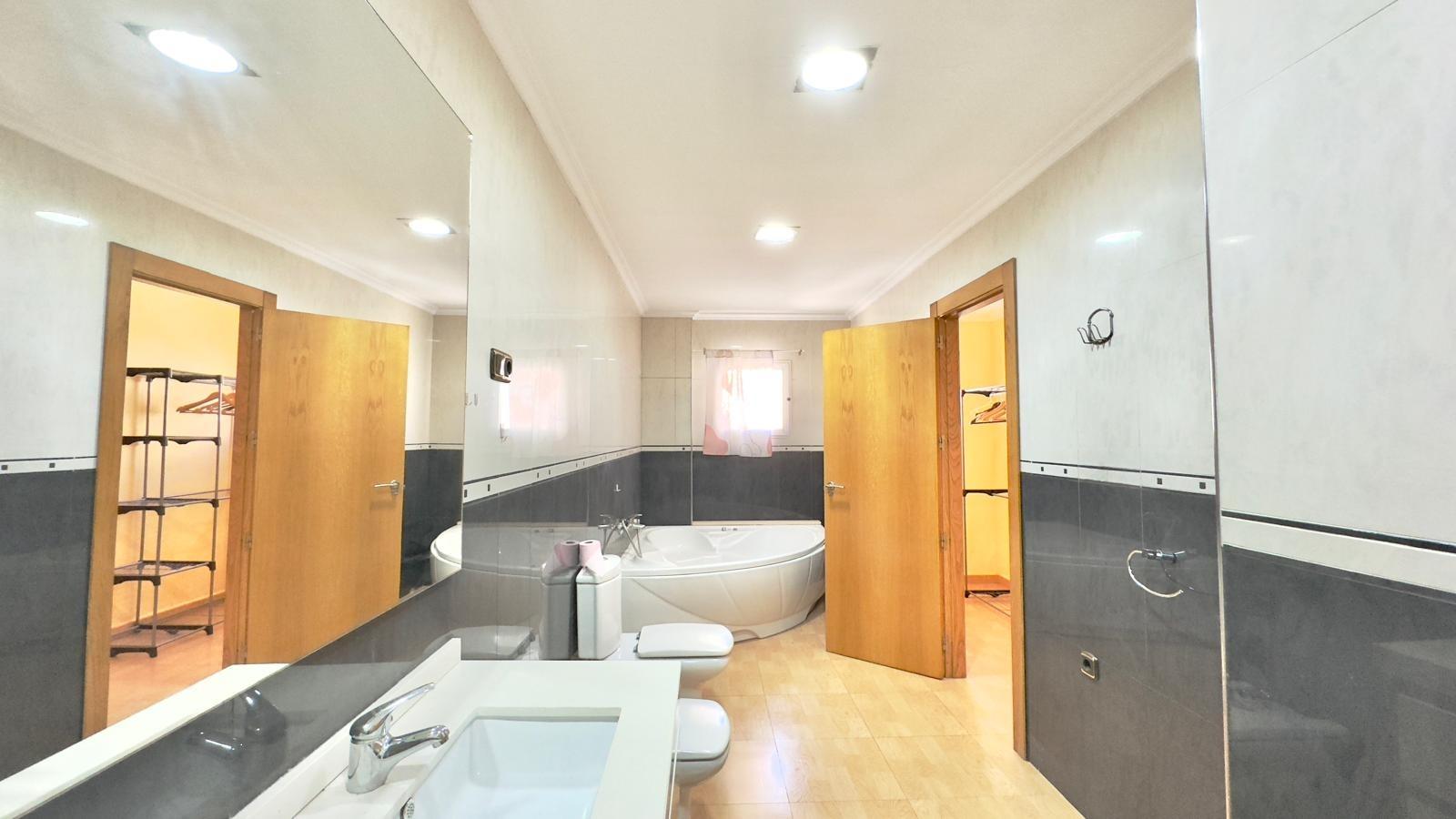 Apartment for sale in Torrevieja, Alicante, Spain