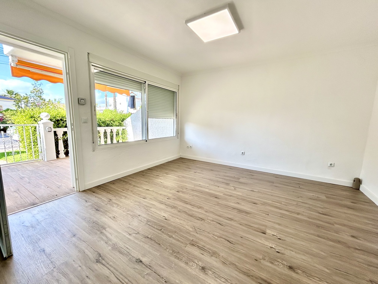 Apartment for sale in Villamartin, Alicante, Spain