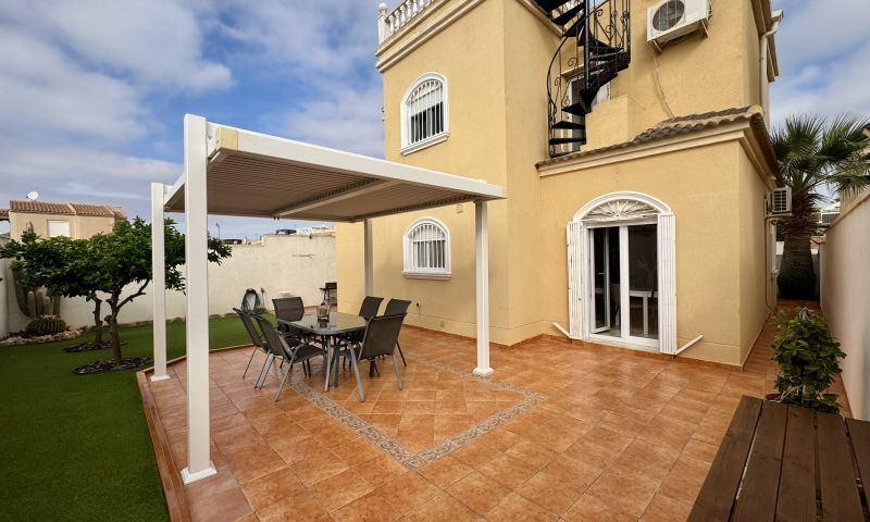 Villa for sale in Torrevieja, Alicante, Spain
