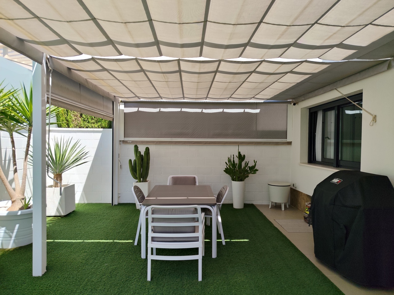 Villa for sale in San Miguel De Salinas, Alicante, Spain