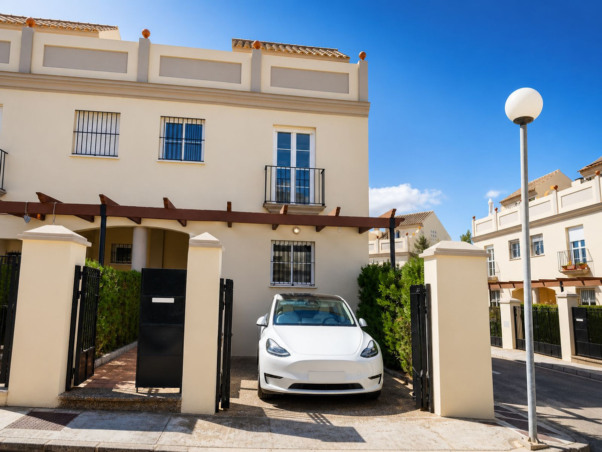 Town House en venta en La Duquesa
