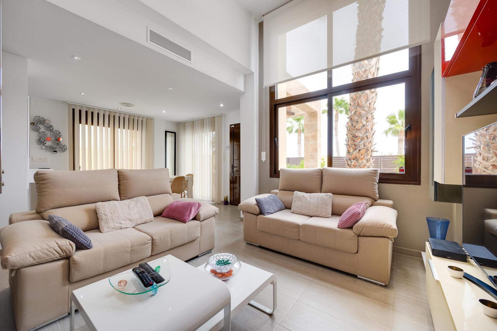 Villa for sale in Ciudad Quesada, Alicante, Spain