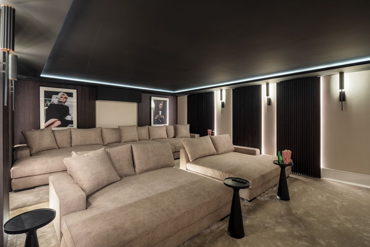 Villa for sale in Los Arqueros Golf, Málaga, Spain