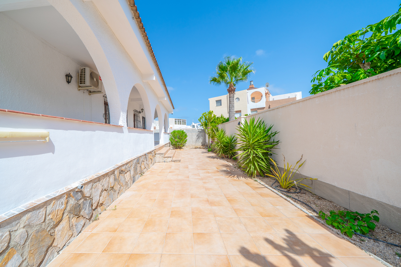 Villa en venta en Torrevieja