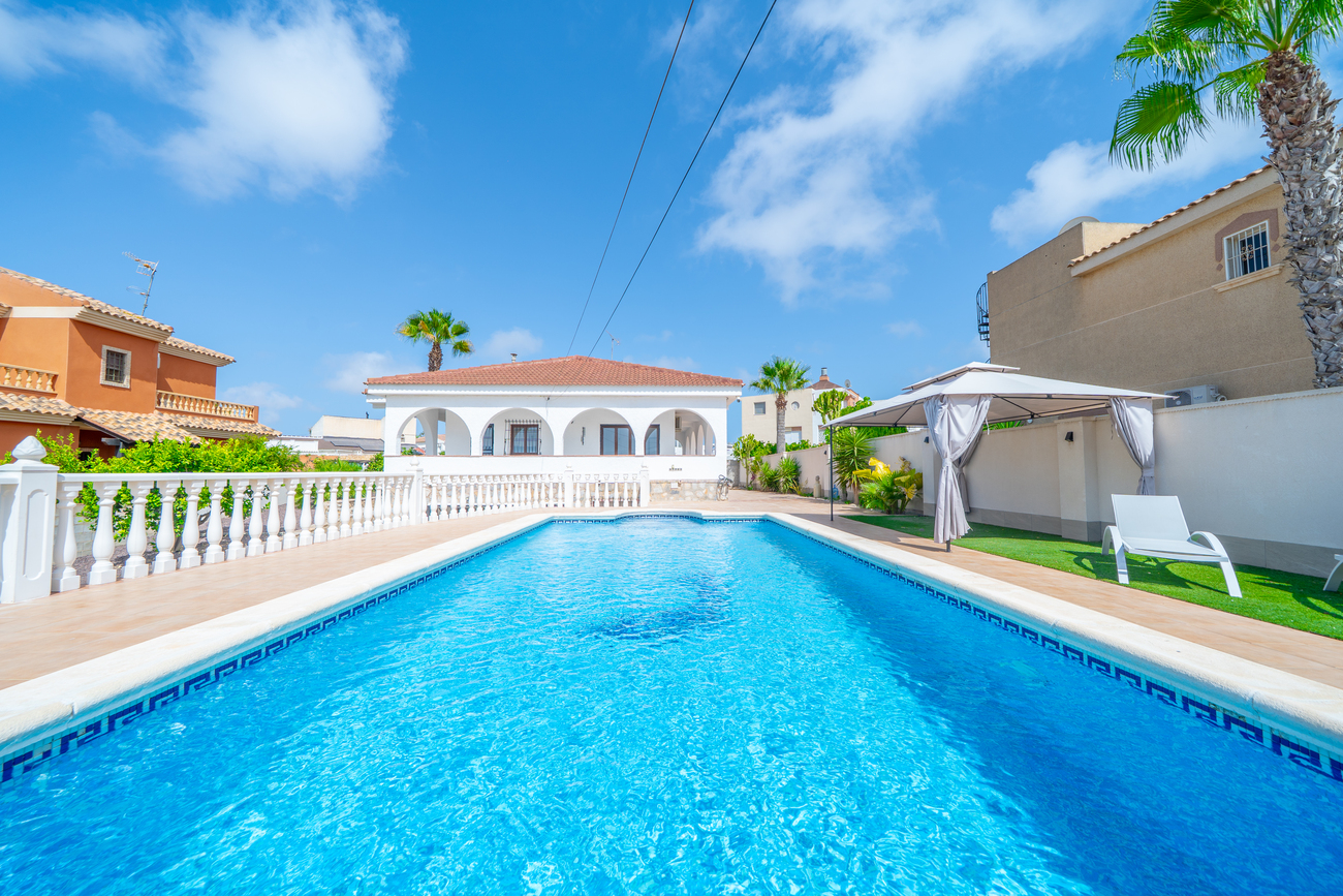 Villa en venta en Torrevieja