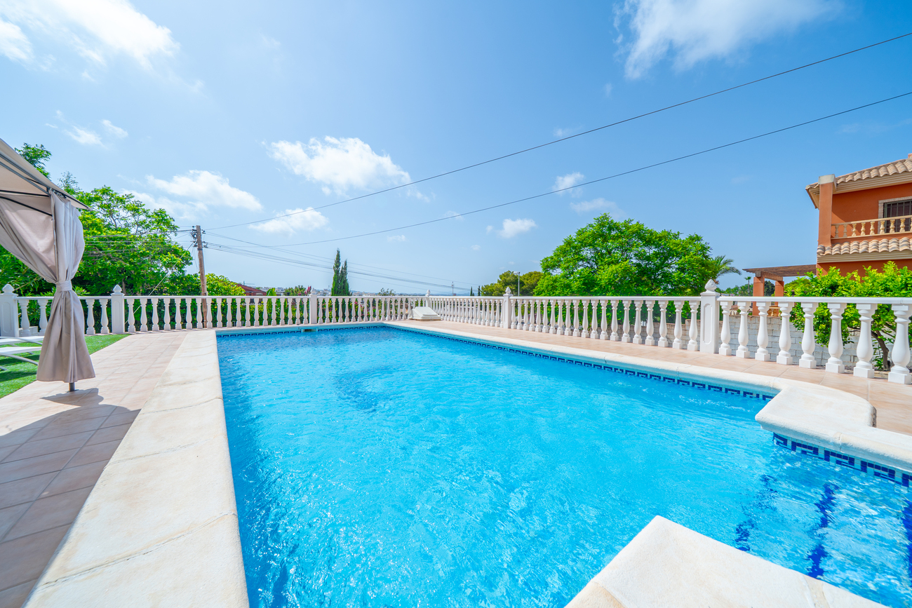 Villa en venta en Torrevieja