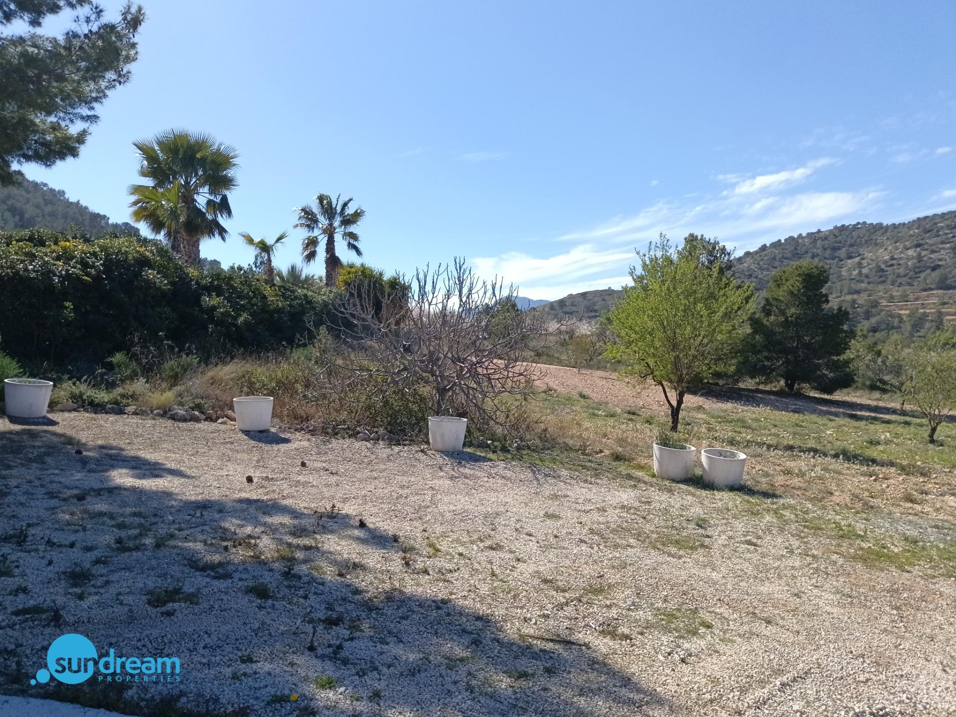 Villa en venta en Abanilla