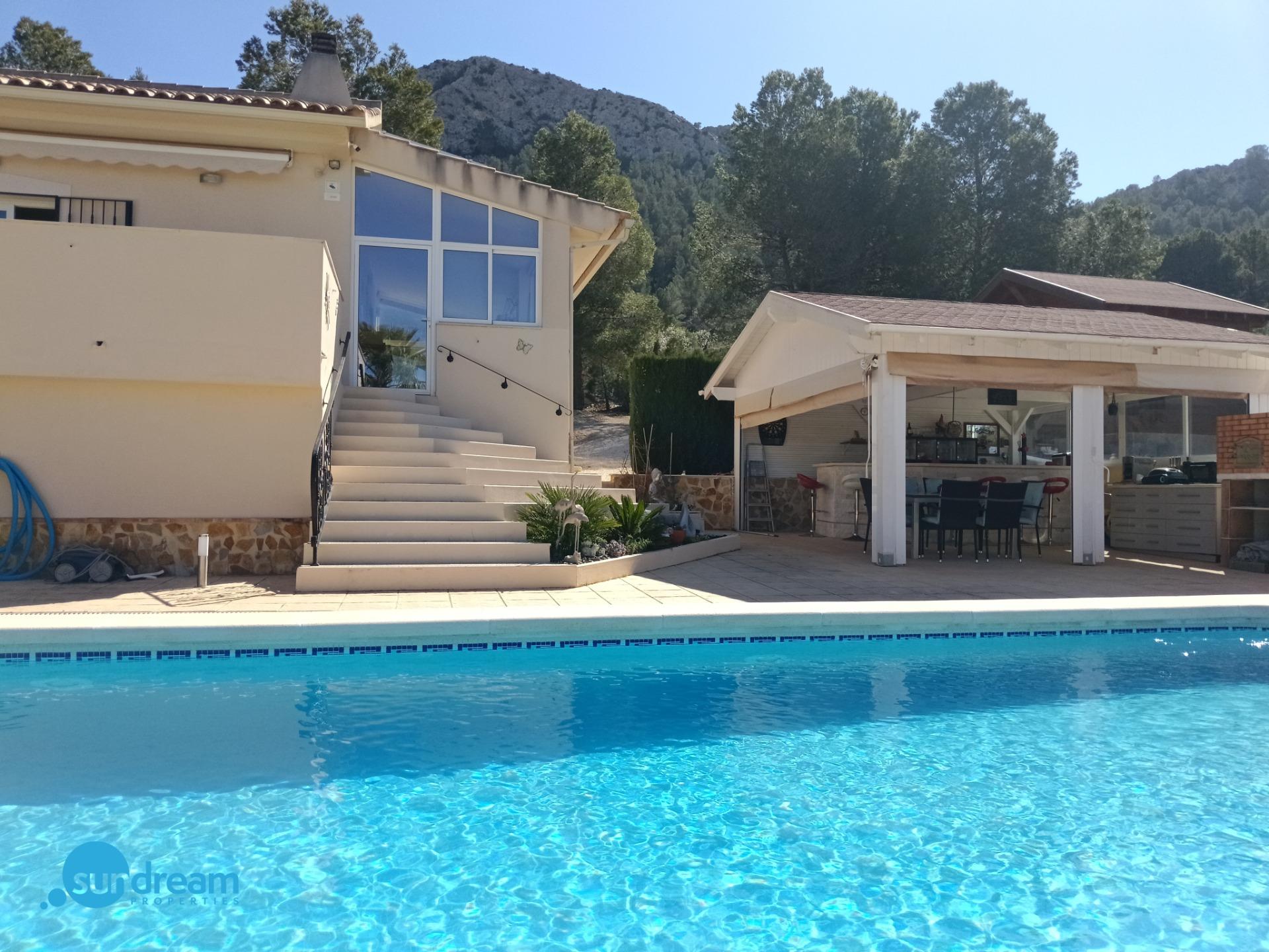 Villa en venta en Abanilla