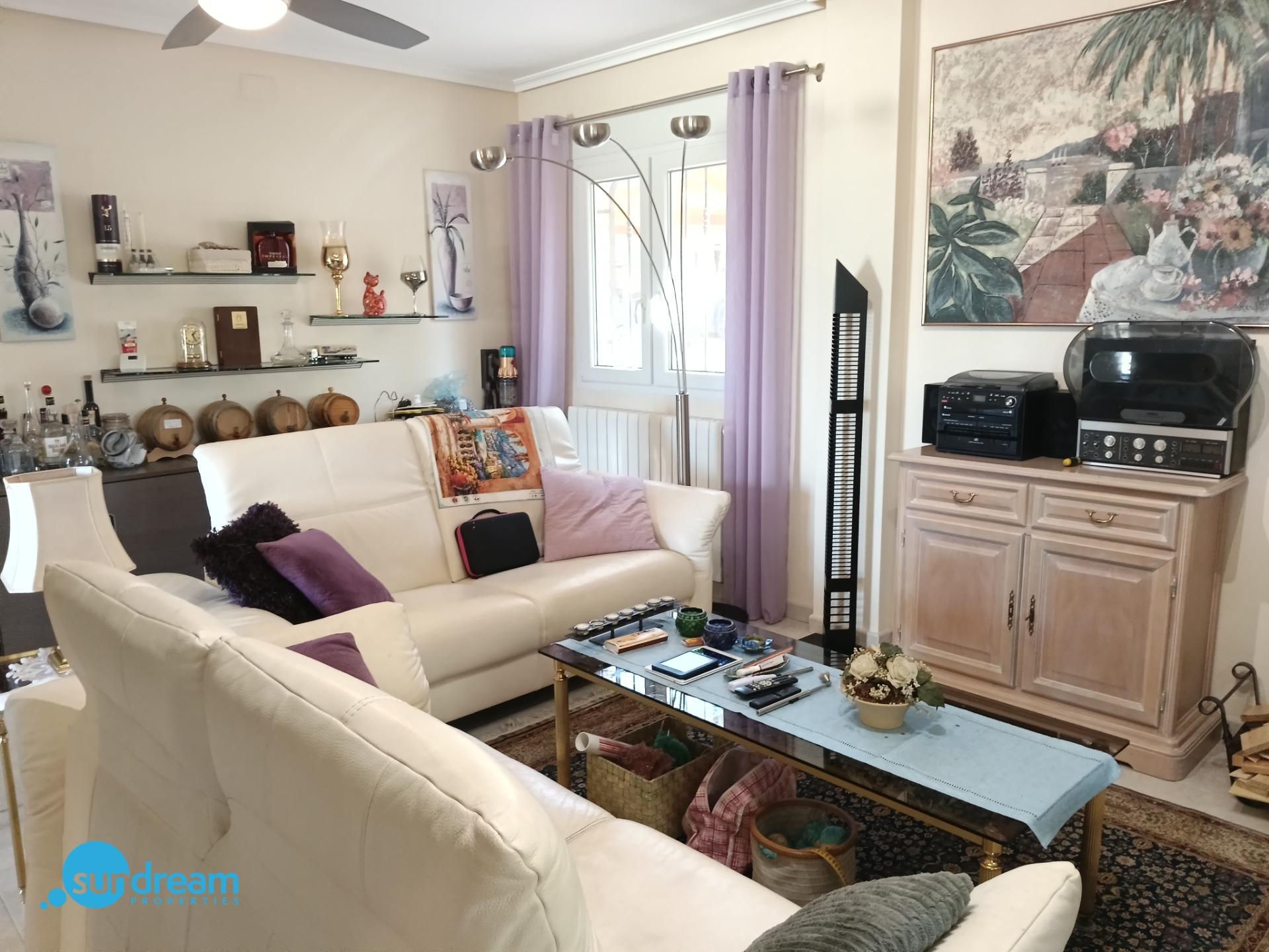 Villa en venta en Abanilla