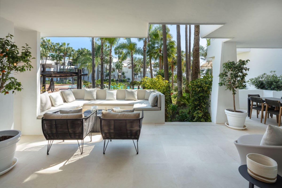 Apartment for sale in Golden Mile, Málaga, Spain