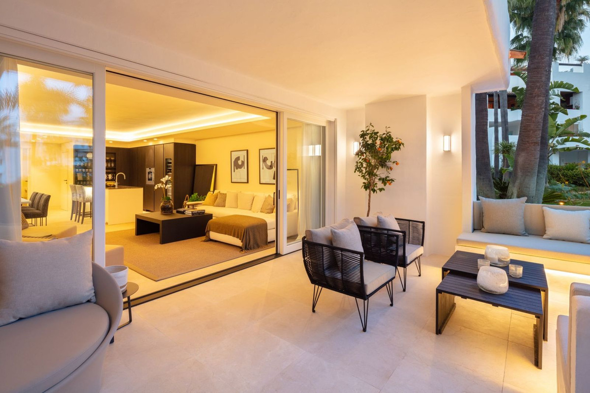 Apartment for sale in Golden Mile, Málaga, Spain