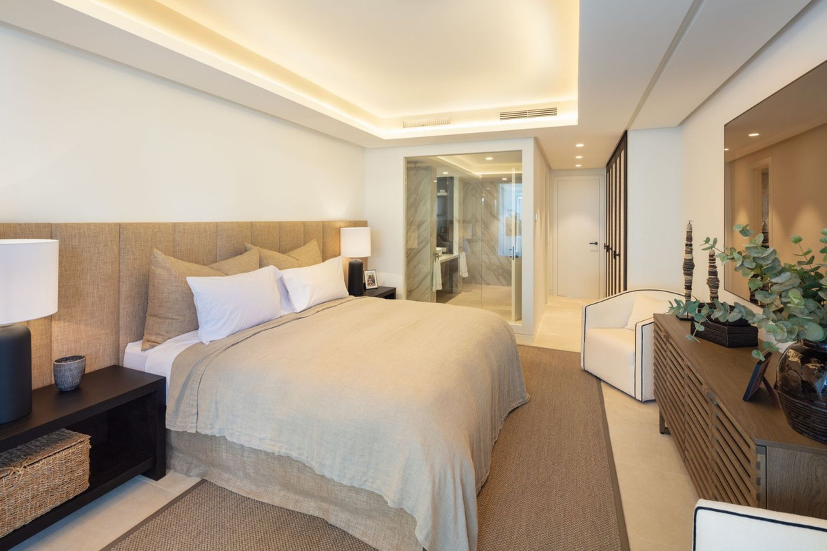 Apartment for sale in Golden Mile, Málaga, Spain