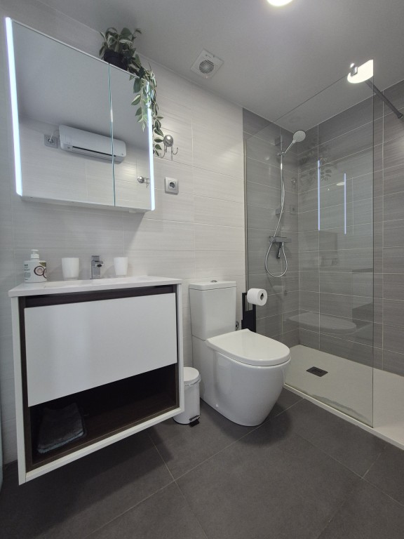 Bungalow for sale in Vistabella Golf Entre Naranjos, Alicante, Spain