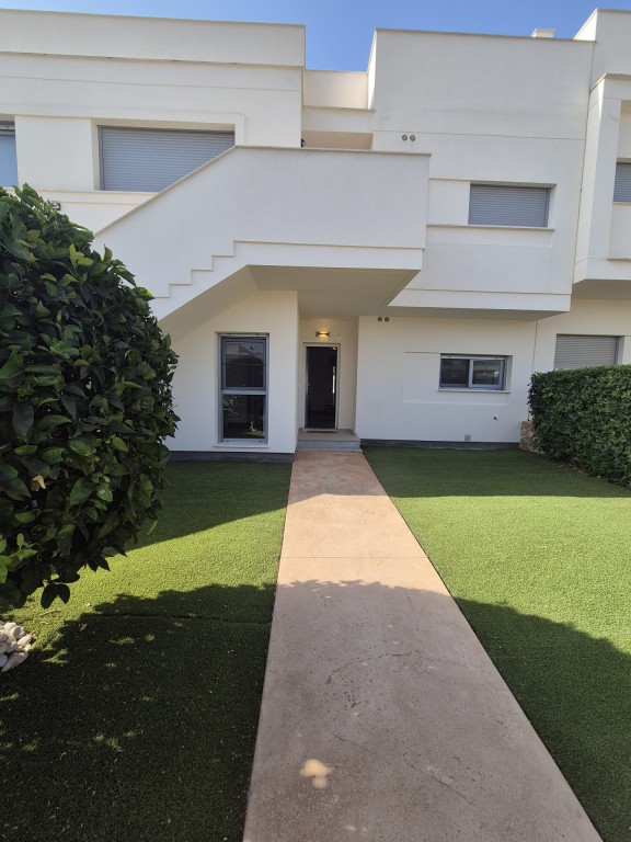 Bungalow for sale in Vistabella Golf Entre Naranjos, Alicante, Spain