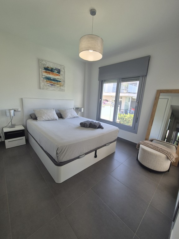 Bungalow for sale in Vistabella Golf Entre Naranjos, Alicante, Spain