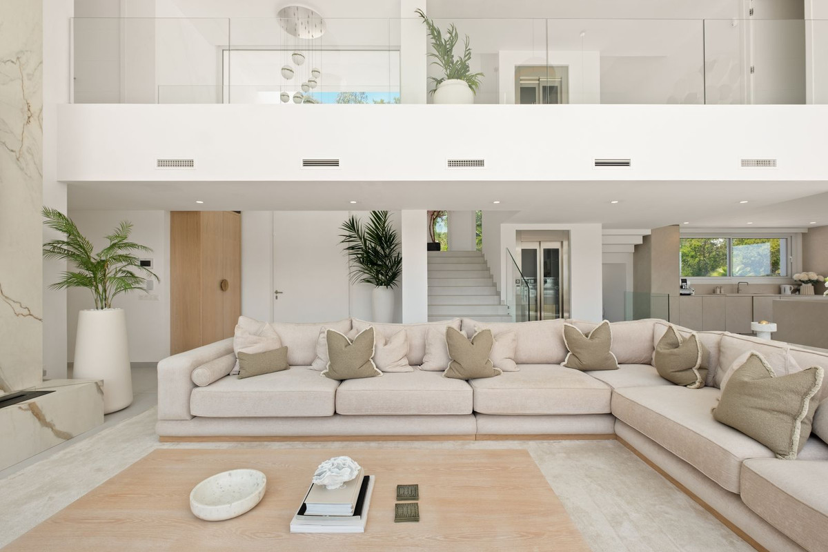 Villa en venta en La Mairena