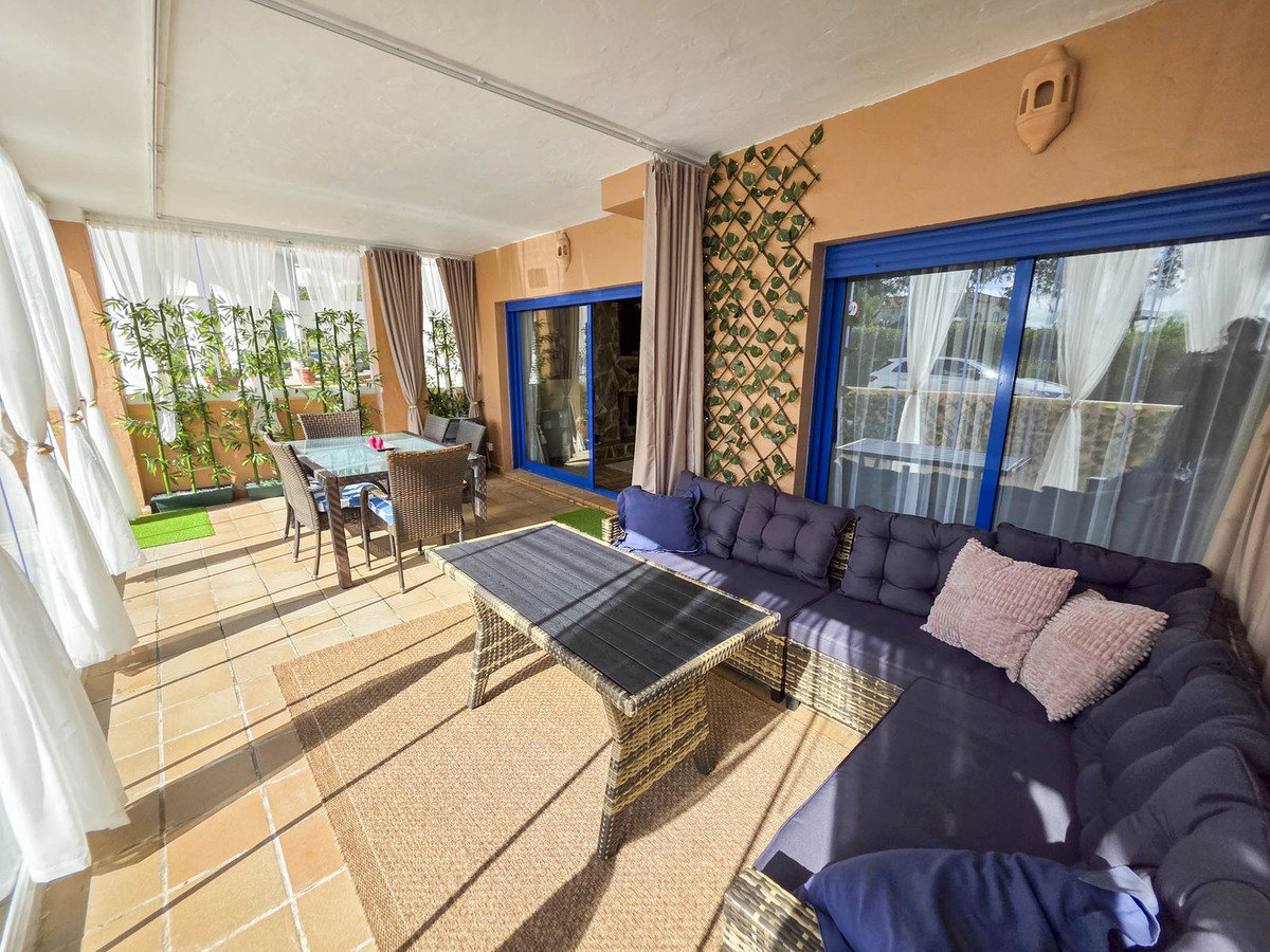 Apartment for sale in La Duquesa, Málaga, Spain