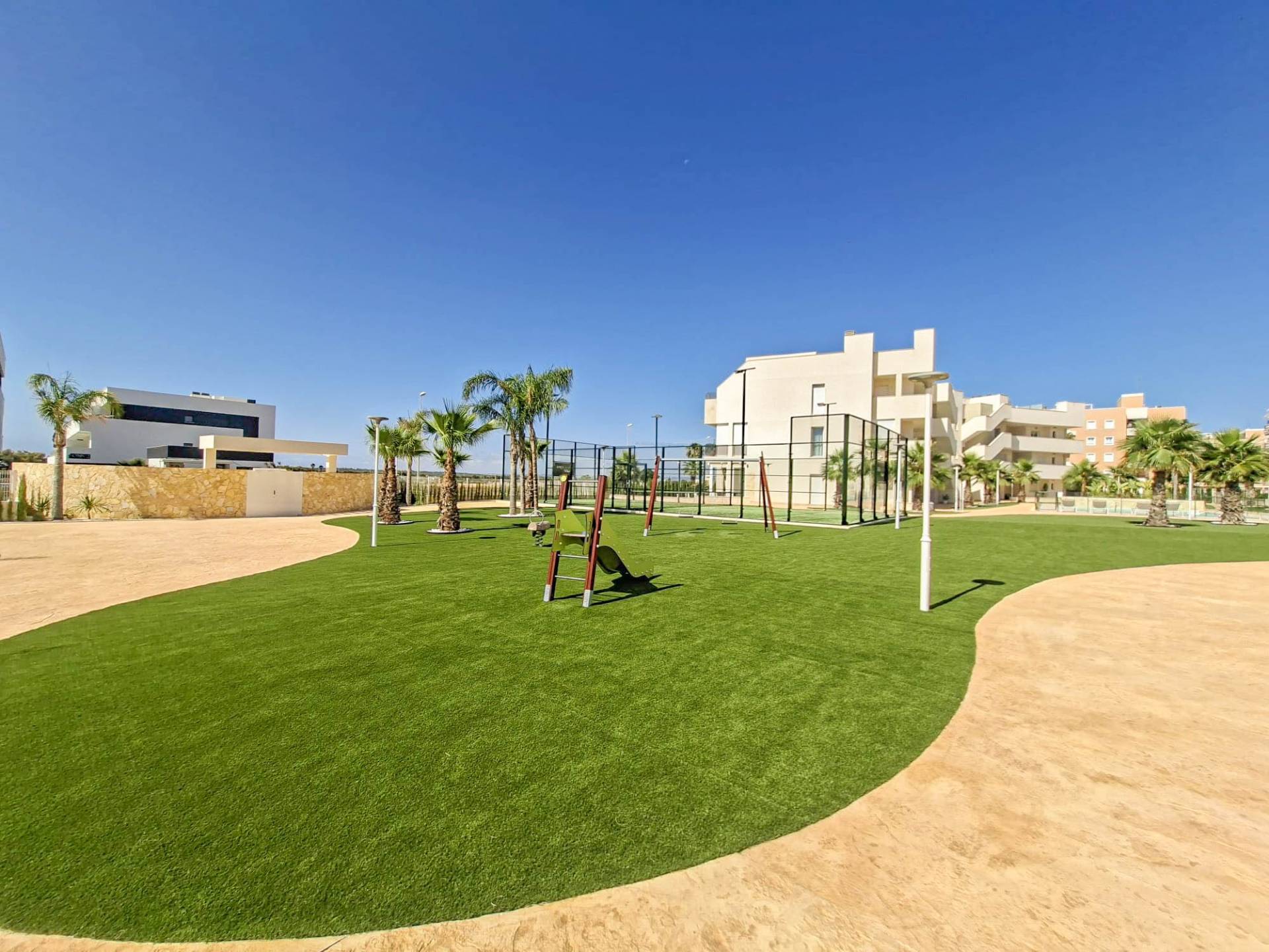 Apartment for sale in Guardamar Del Segura, Alicante, Spain