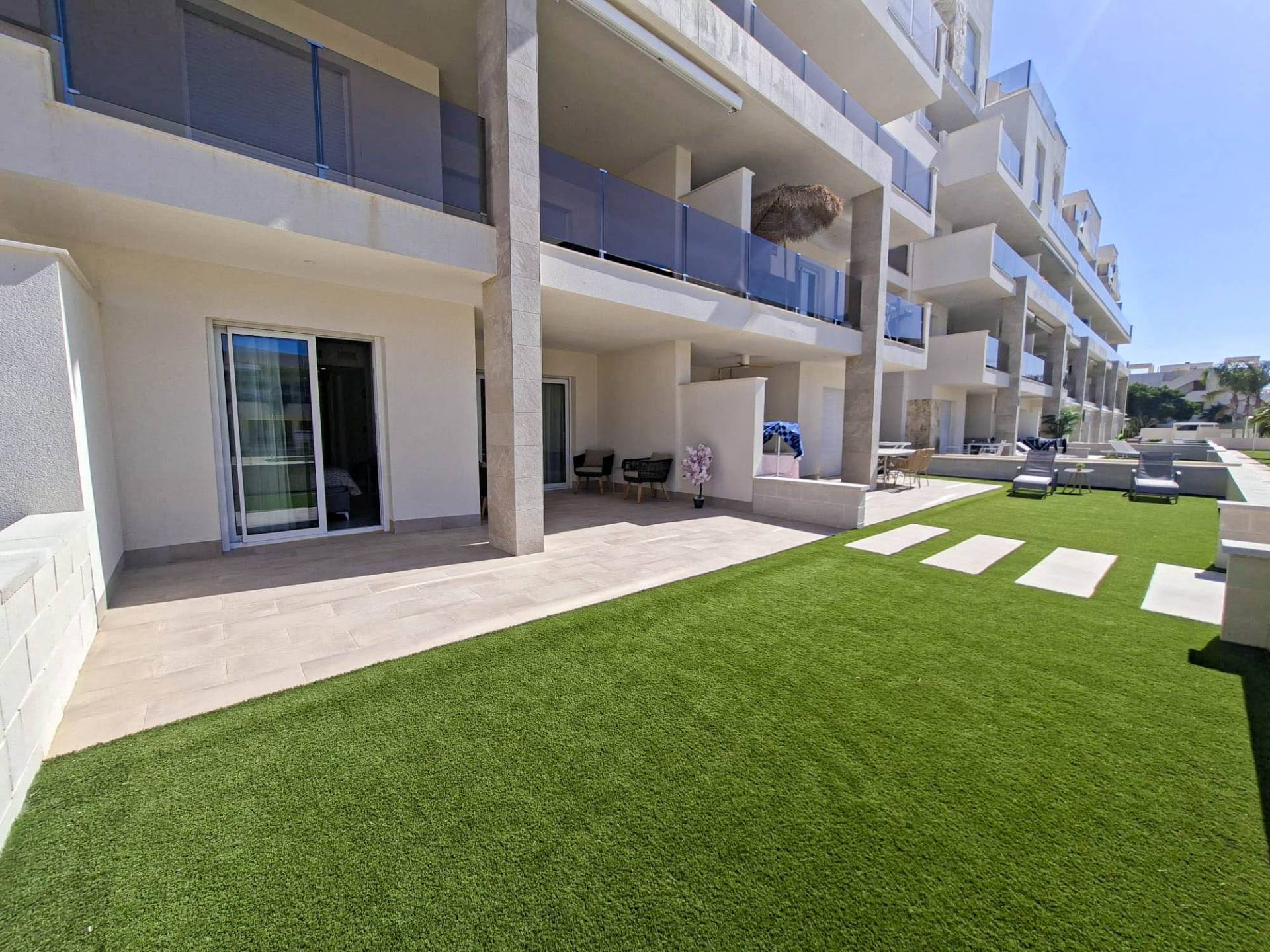 Apartment for sale in Guardamar Del Segura, Alicante, Spain