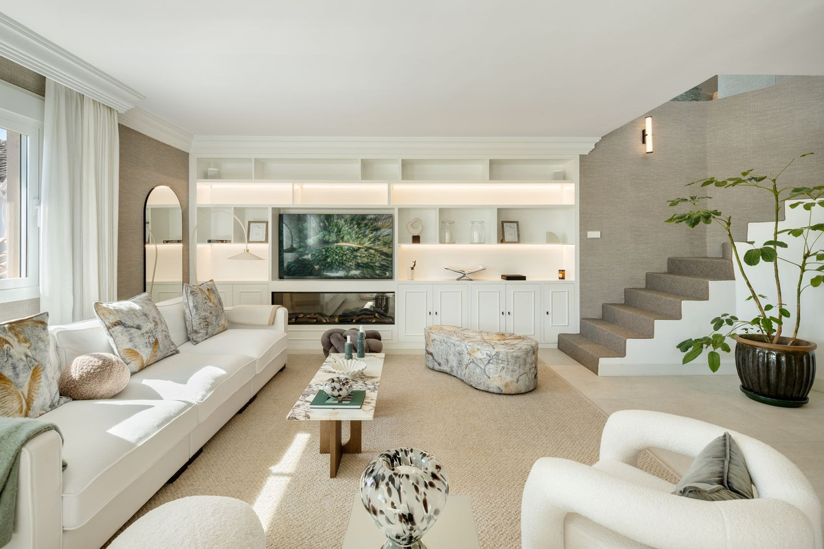 Penthouse for sale in Golden Mile, Málaga, Spain