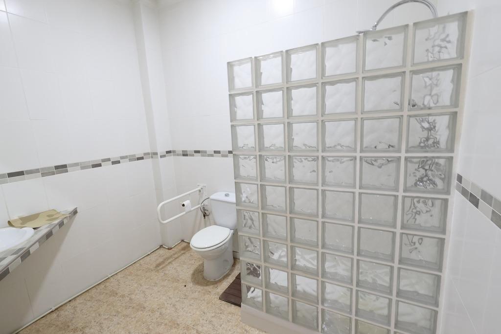 Commercial unit for sale in Torrevieja, Alicante, Spain