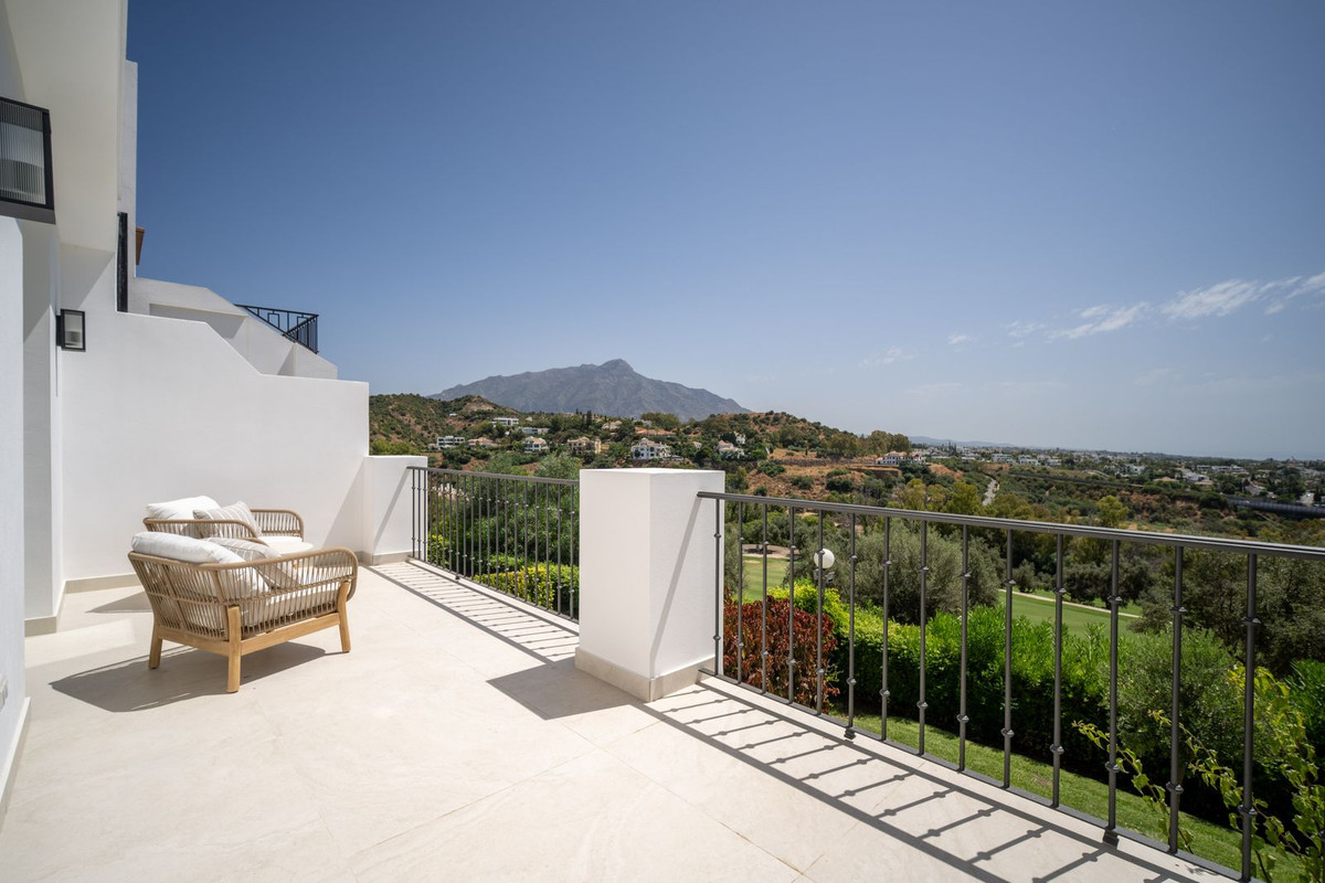 Town House for sale in La Quinta, Málaga, Spain