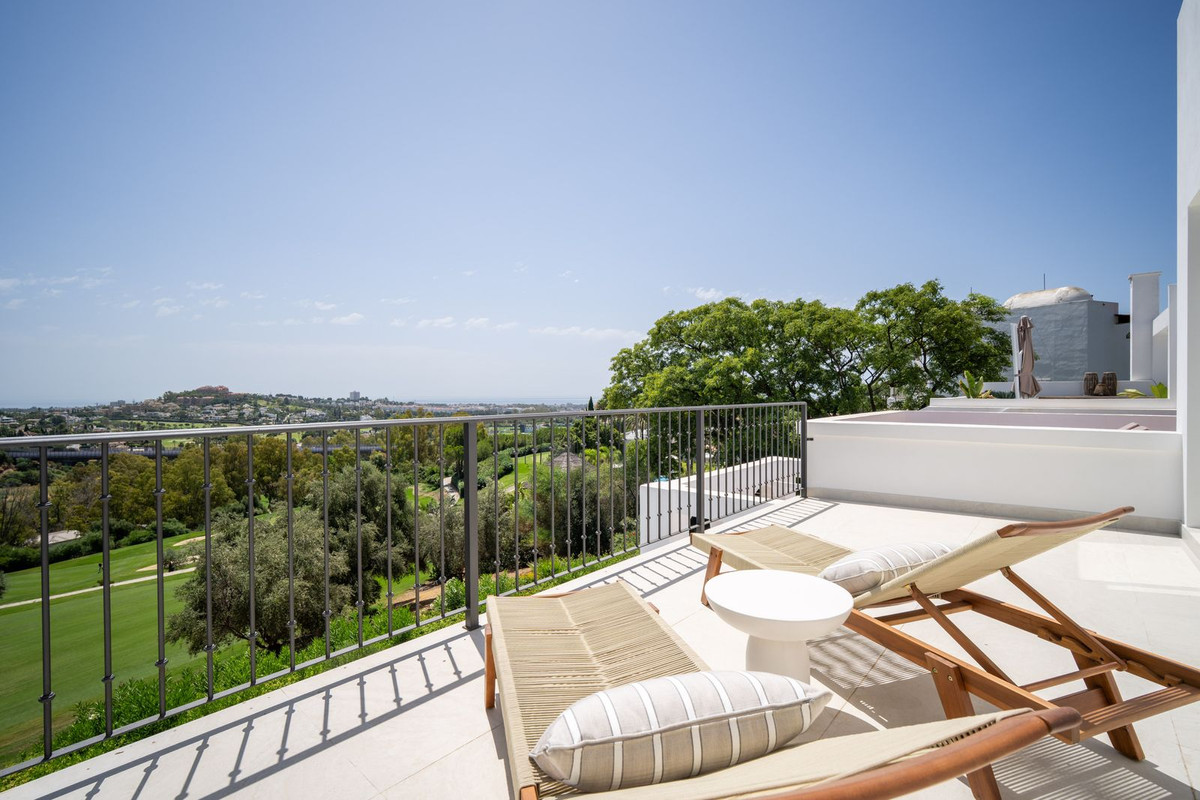 Town House for sale in La Quinta, Málaga, Spain