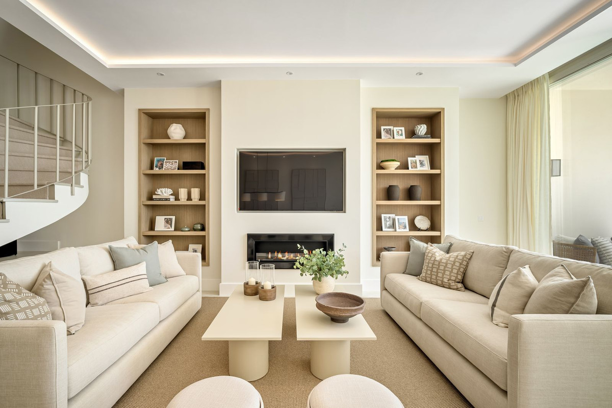 Town House for sale in La Quinta, Málaga, Spain