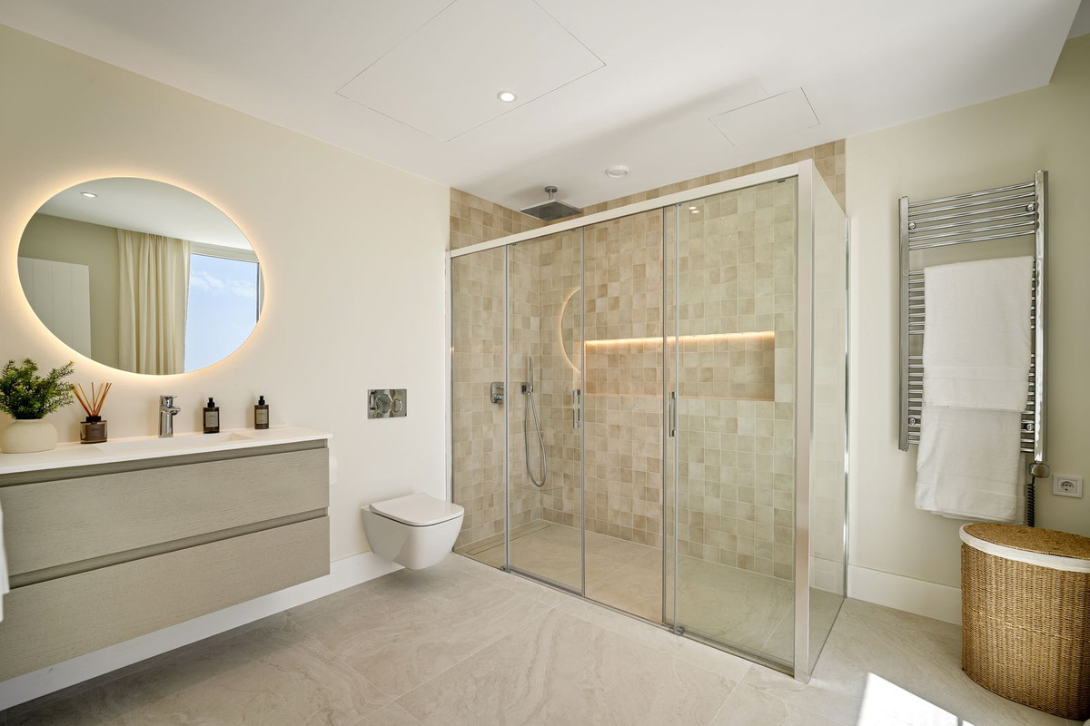 Town House for sale in La Quinta, Málaga, Spain