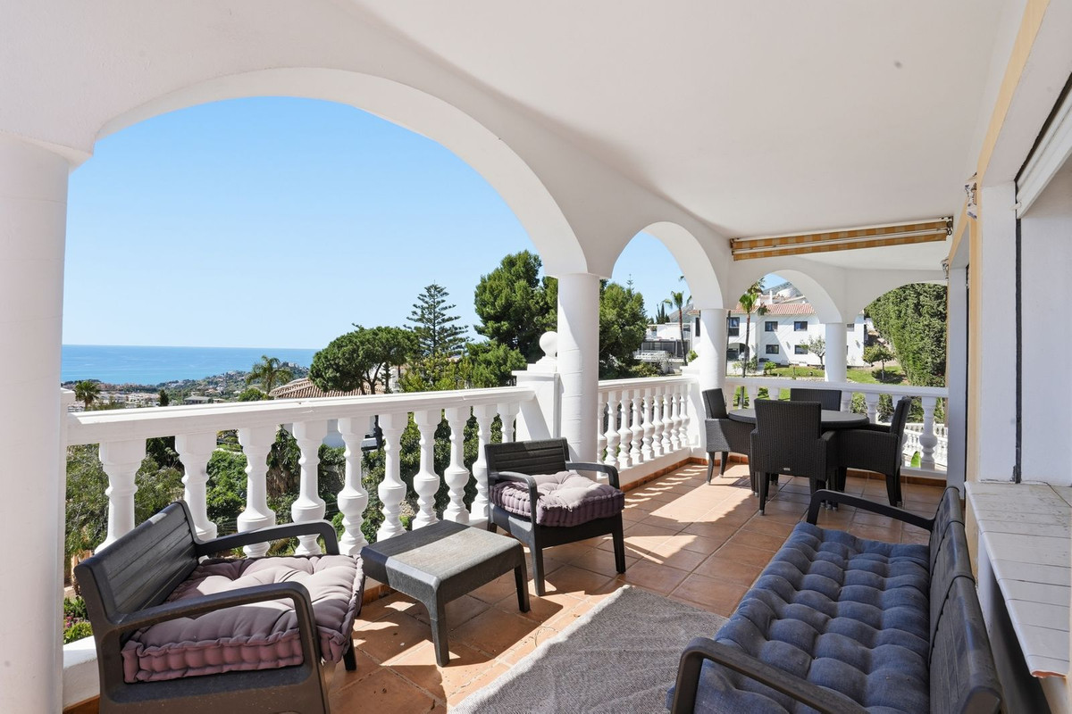 Villa for sale in Benalmádena, Málaga, Spain