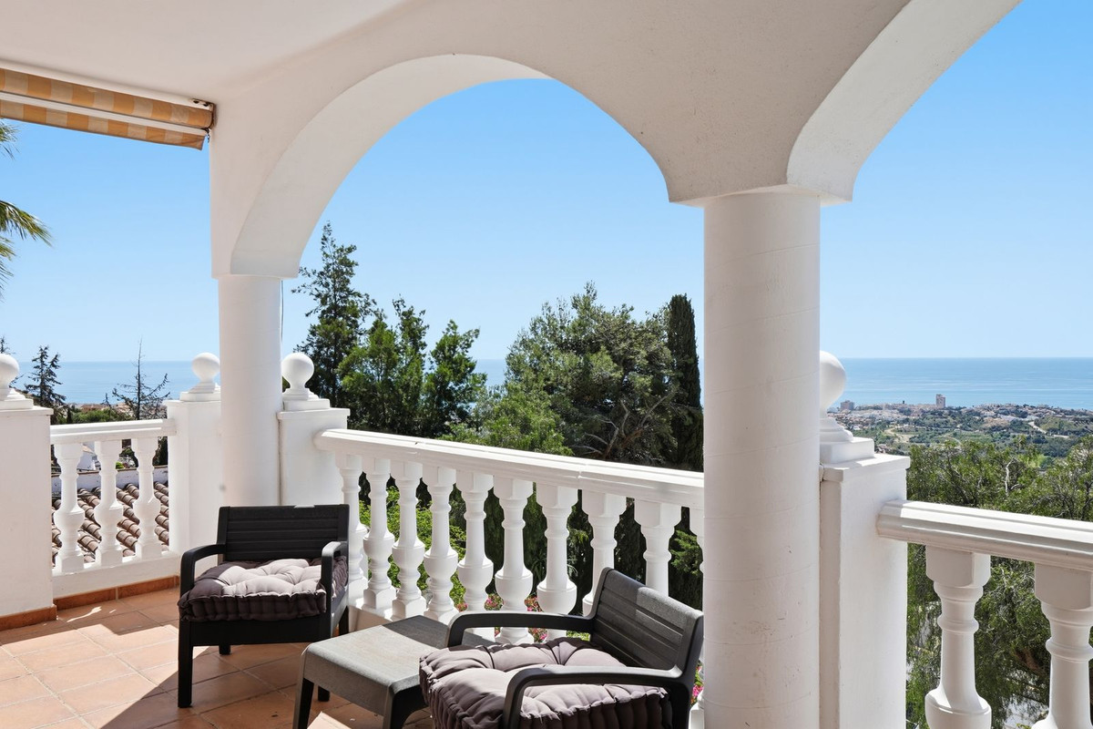 Villa for sale in Benalmádena, Málaga, Spain