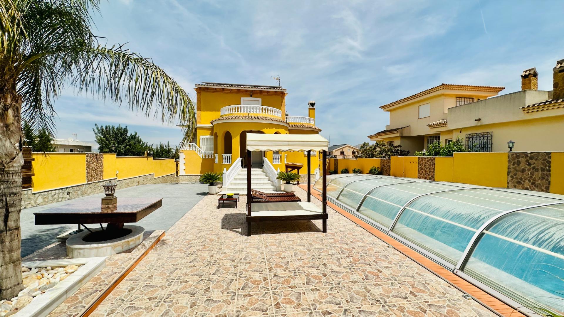 Villa for sale in Orihuela, Alicante, Spain