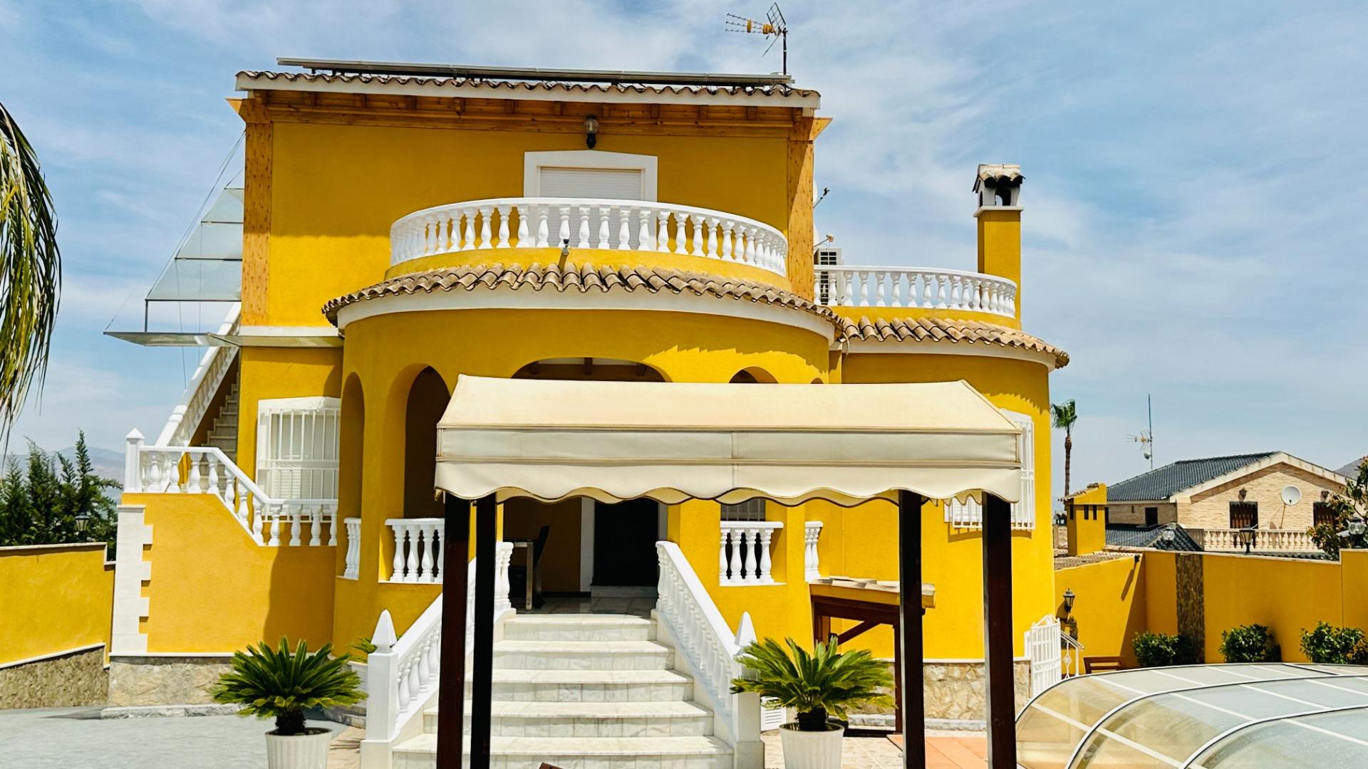 Villa for sale in Orihuela, Alicante, Spain