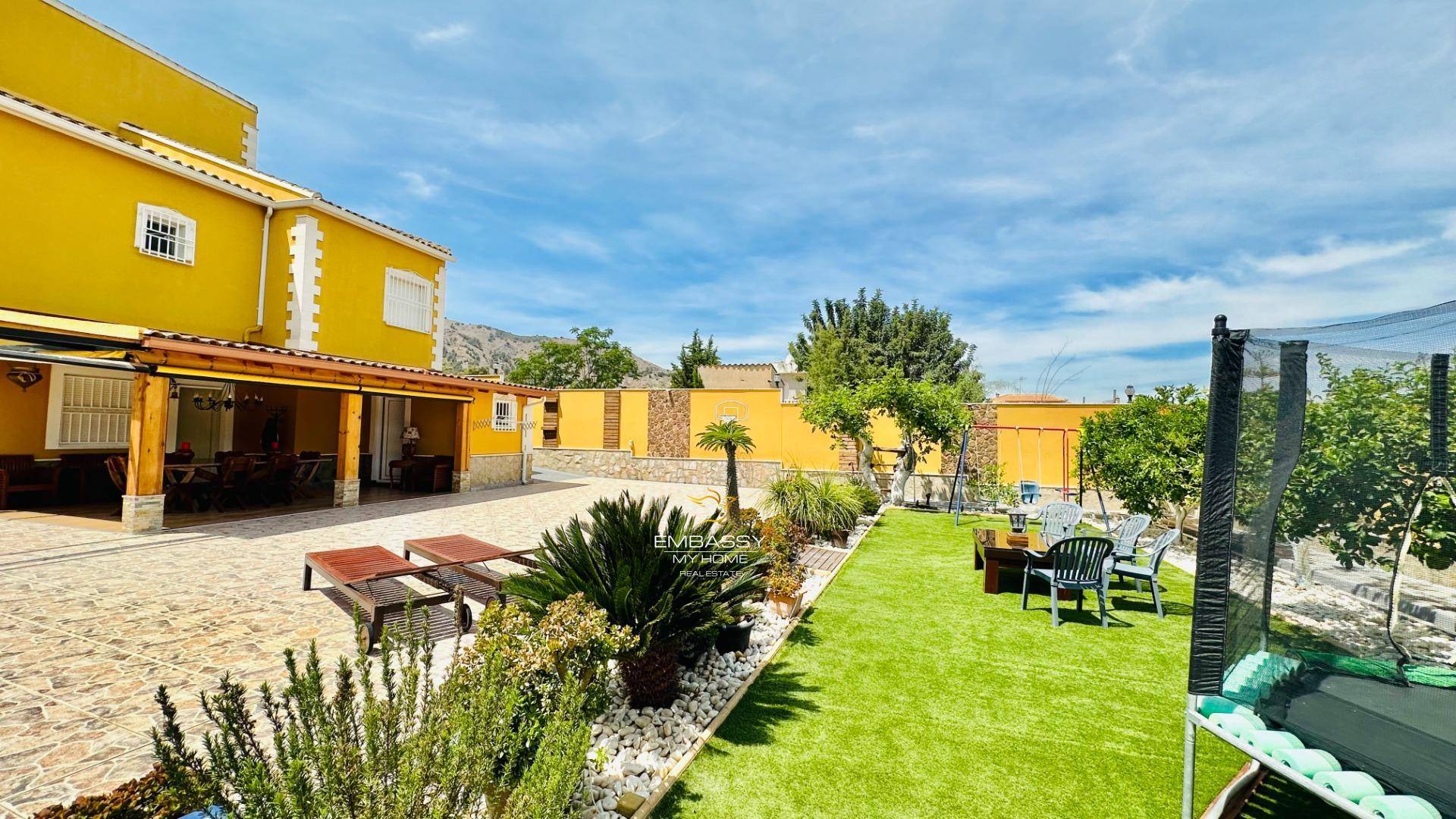 Villa for sale in Orihuela, Alicante, Spain