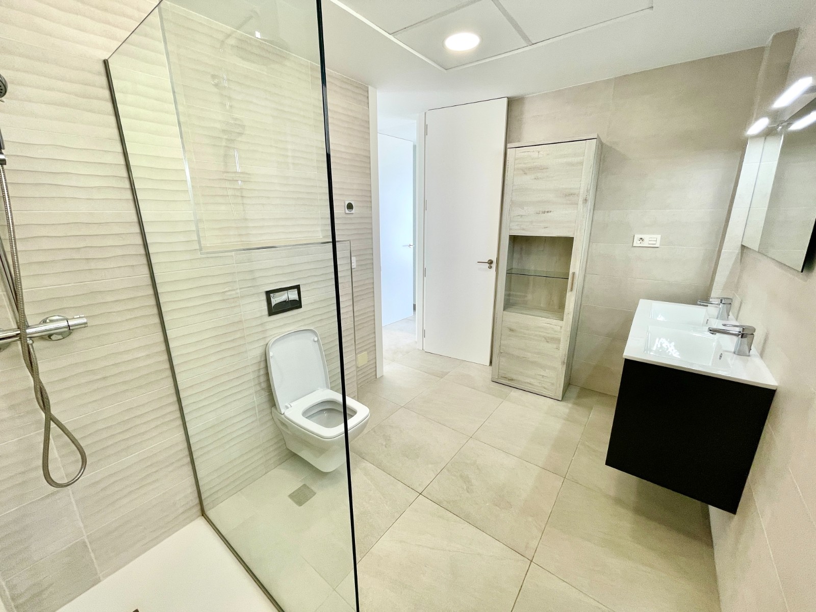 Villa for sale in Benijofar, Alicante, Spain