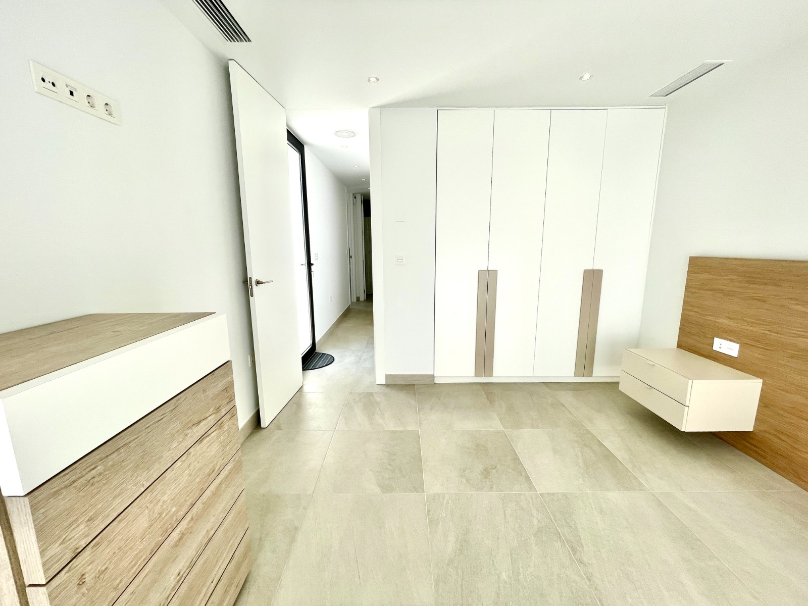 Villa for sale in Benijofar, Alicante, Spain
