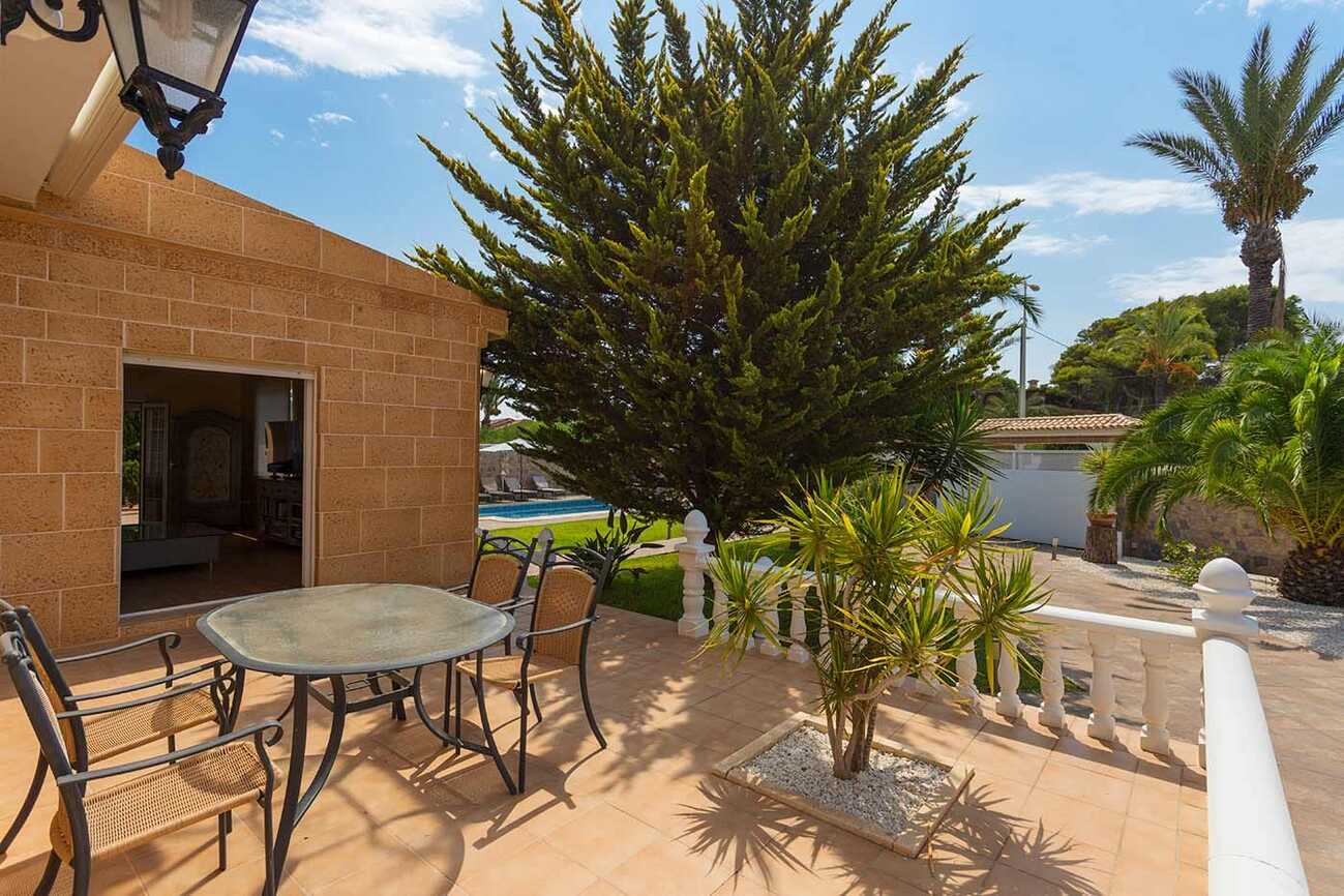 Villa en venta en Orihuela Costa