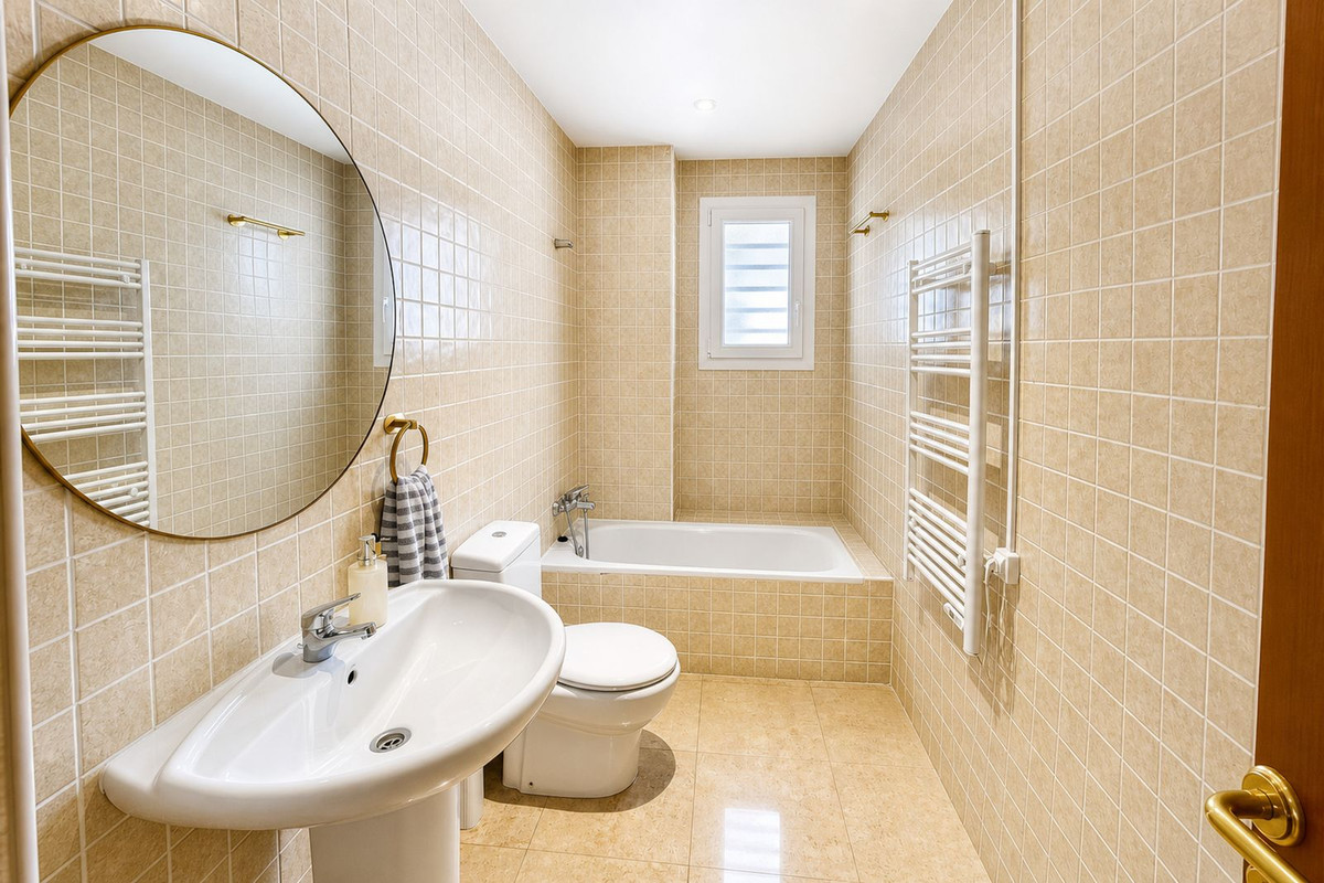 Villa en venta en Manilva