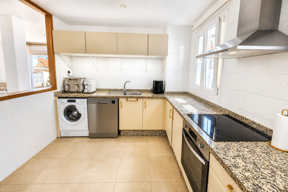 Villa en venta en Manilva