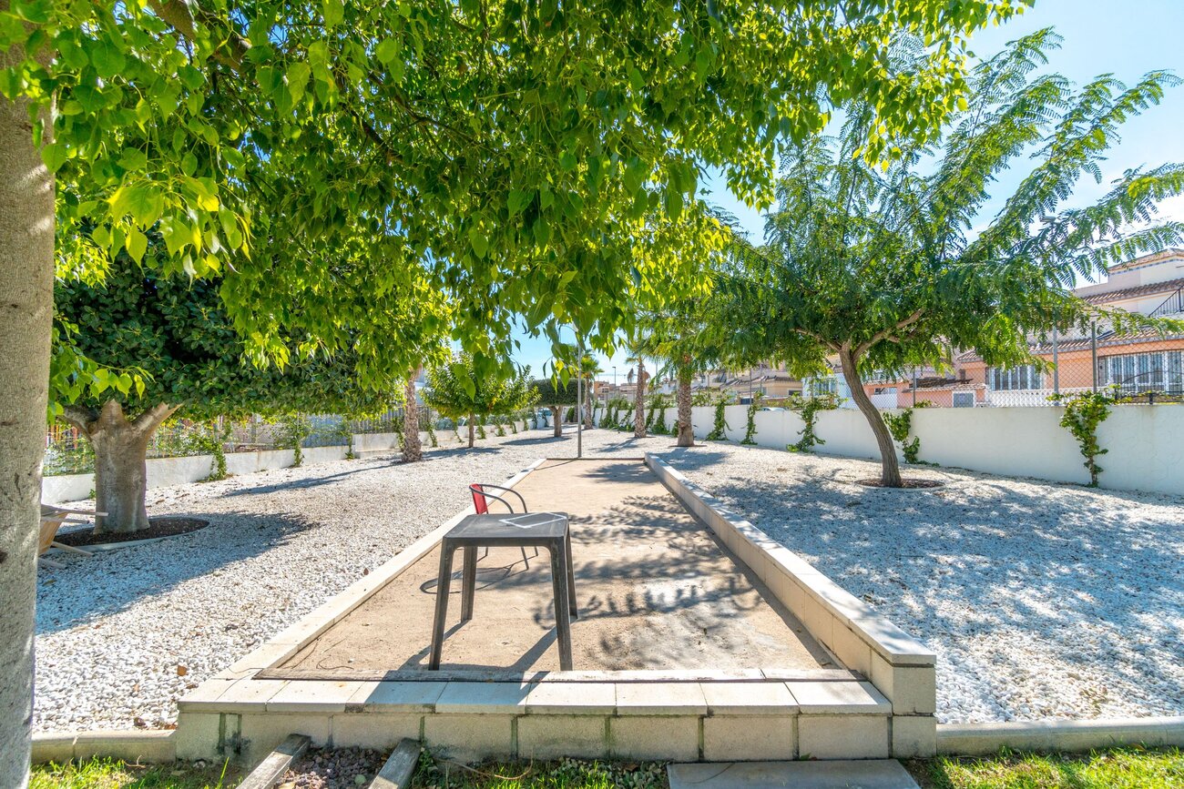 Semi Detached for sale in Villamartin, Alicante, Spain