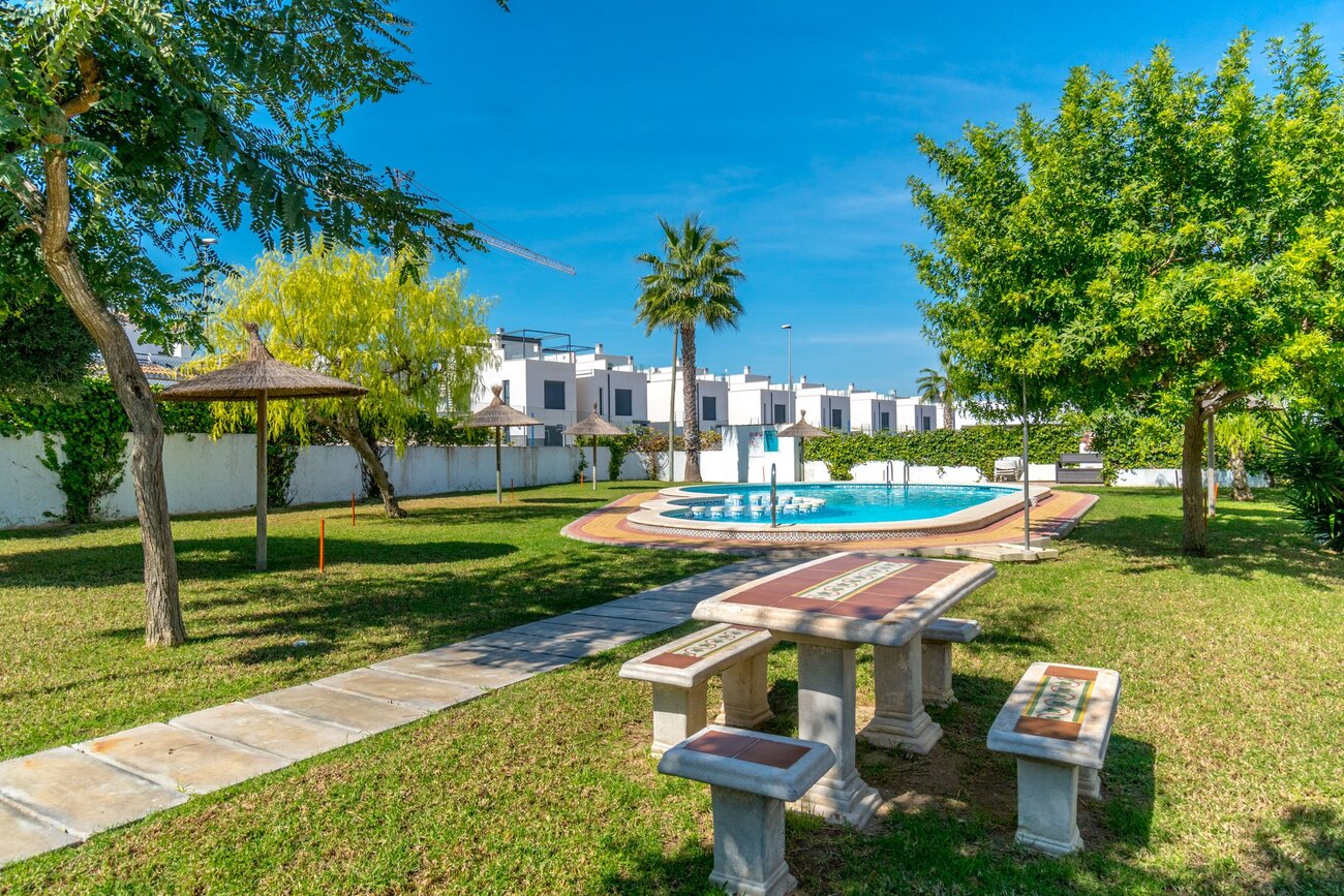 Semi Detached for sale in Villamartin, Alicante, Spain